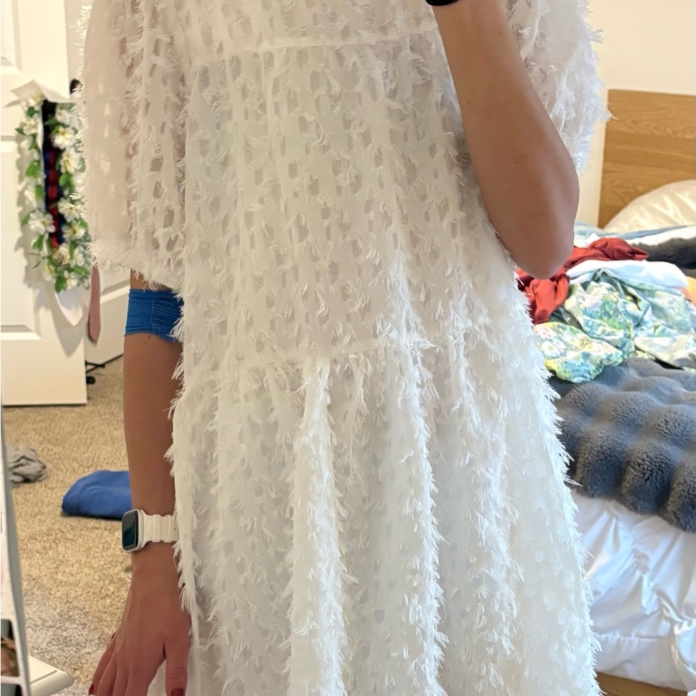 White Textured Dress - Picture 3 of 5